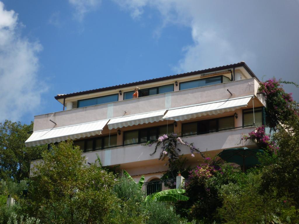Villa Panthea Capo Vaticano Kamer foto